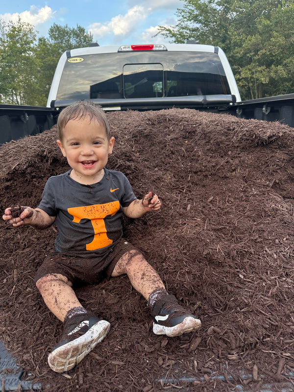 Bennett - Mess Maker